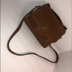 - Vintage Pre owned  Coach Court (2116) crossbody bag.(1989-1991)
